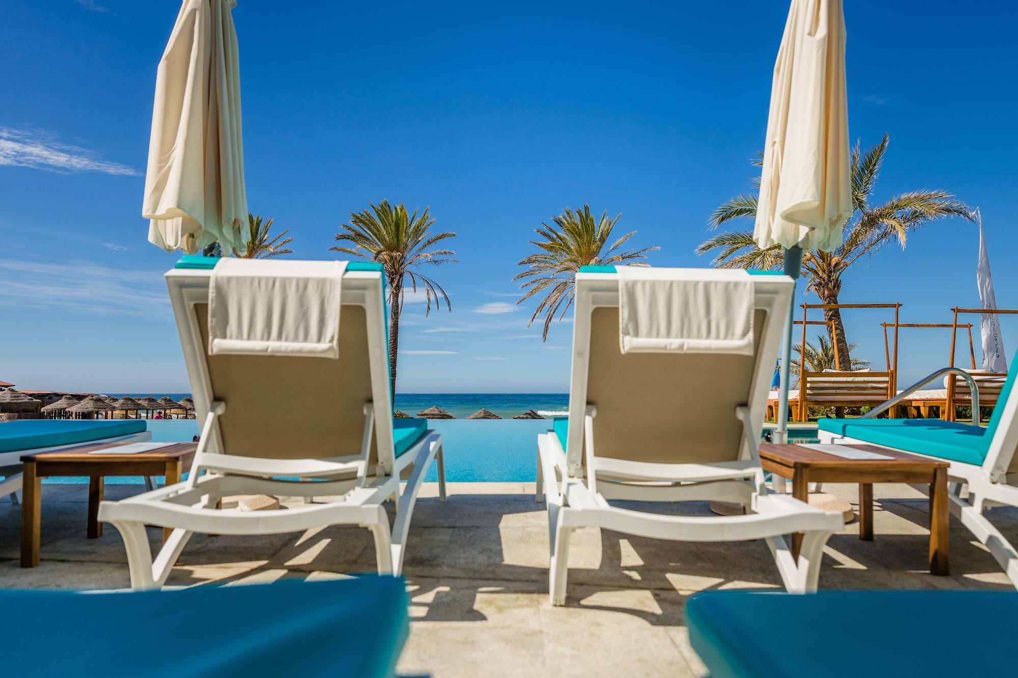 Vincci Seleccion Estrella Del Mar Ξενοδοχείο Μαρμπέλλα Εξωτερικό φωτογραφία A view of the sea from the hotel